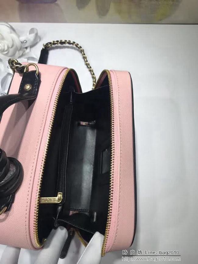 香奈兒CHANEL93342四方盒化妝包 2018新品魚子醬牛皮包 DSC1818
